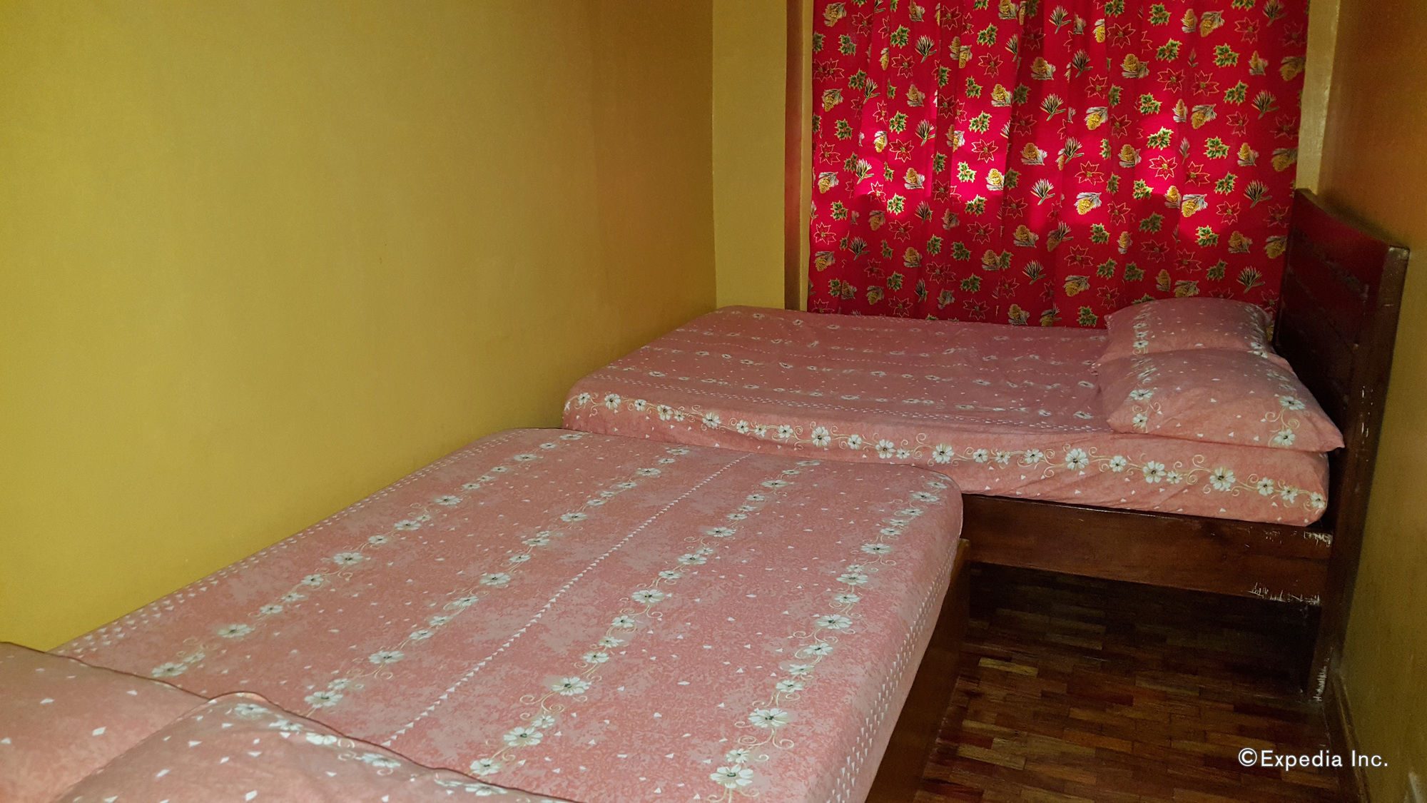 Oyo 760 Tiptop Vacation Homes Baguio City Buitenkant foto